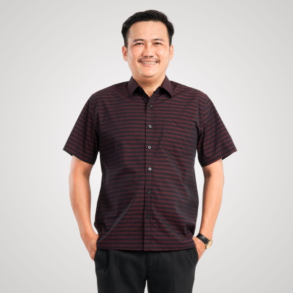 Áo sơ mi nam trung niên tay ngắn, chất liệu Cotton tự nhiên, thoáng mát, thấm hút mồ hôi tốt, mẫu P23SNKN001 từ thương hiệu PAPAGO