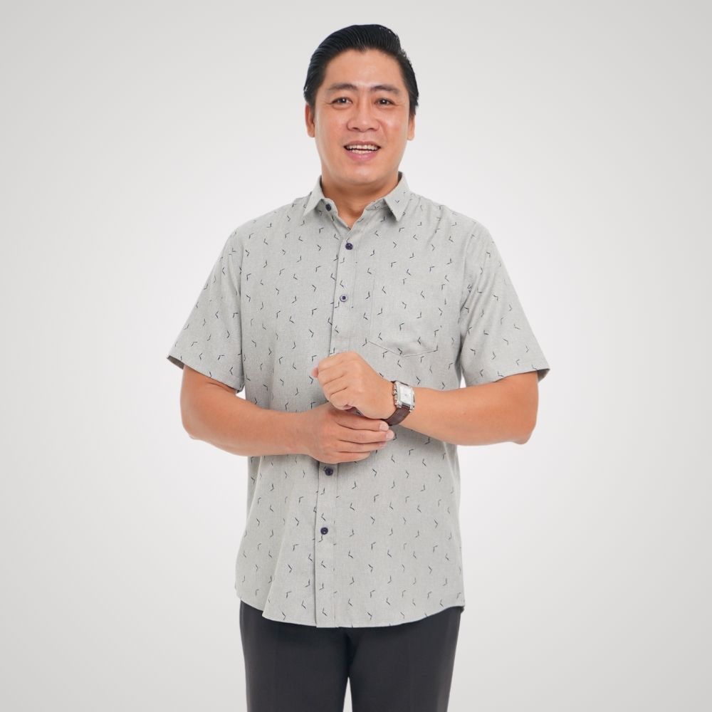 Áo sơ mi nam trung niên tay ngắn lai bầu, chất liệu Linen thoáng mát, dễ chịu, mẫu P24SNHT011 từ thương hiệu PAPAGO